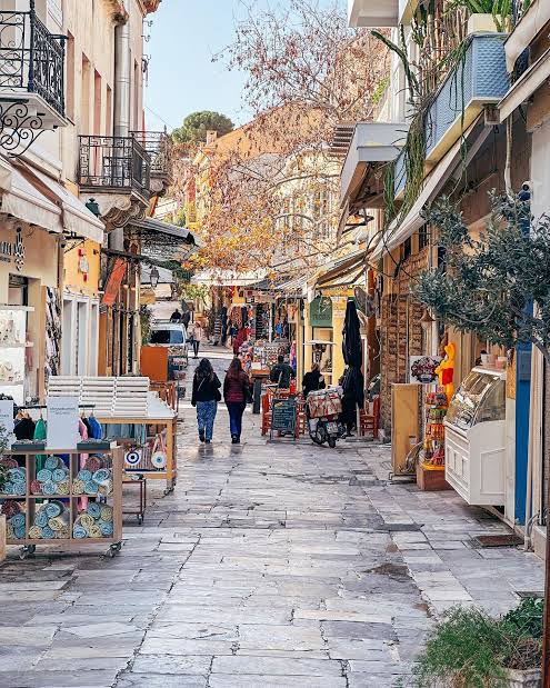 Street scene in Pangrati, Athens